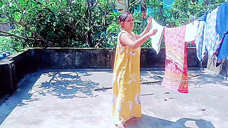 Girlfriend ko Oyo me new year ka party dene ke bahane pel diya