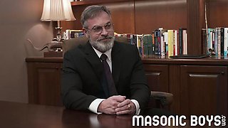 APPRENTICE SHEPARD Chapter 2 - The Calling