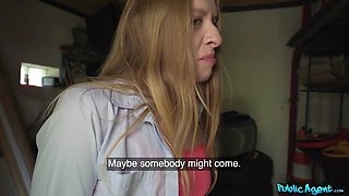 Nikki Riddle's Steamy Heat with a Blonde Hitchhiker Rush