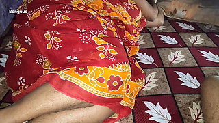 Desi Aunty Sharing Bed Wet Creamy Pussy Hot Sex