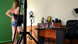 Photographer Afrodity seduces and fucks pornstar Stella Cox