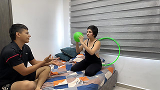 My Sexy Latina Stepsister Is Abburrida at Home, so I Propose a Game with a Dirty Conditions, Until I End up Her Hard