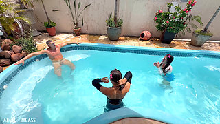 Kinky Mary Gets Wild in the Pool: Pee Play, Girl Kissing, Oral & Wet Threesome