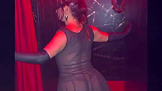 Fuck and Double Penetration in the Dark Room of a Swinger Club