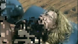 Horny Turkish was not able to give the go-by taking sunbaths topless blonde floozie