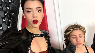 Blonde dyke fisted by brunette lesbian