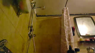 Full Reed After a Binge: Belly Show and Hot Shower
