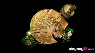 Teenie Gives A Special Treatment To Her Gf With Lauren Oconner