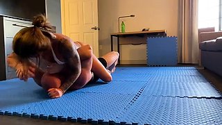 Foxxysqueeze Tapered Physique Vs Scott Wrestling Punishment