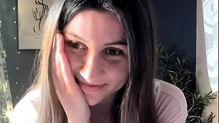 Amateur Webcam Teen Masturbates And Teases