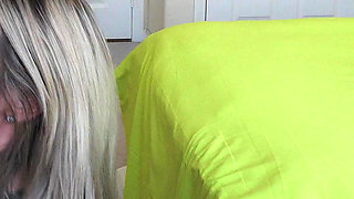 Perfect Blonde MILF Makes It a Deep Creampie