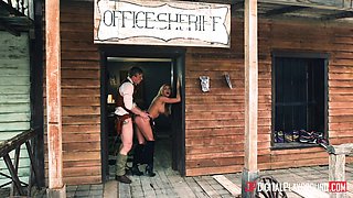 Luke Hardy's Blonde Bondage Passion Ignites Wild Threesome Desire