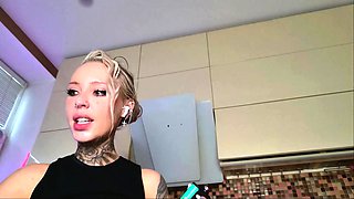 Gorgeous Mature Blonde Solo Masturbation