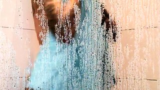 Brunette Solo Webcam Masturbation