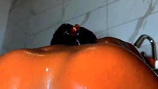 Ebony pussy squirting so fucking hard on the big dildo like that