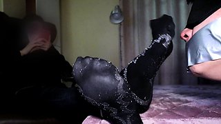 Close up foot fetish on cam