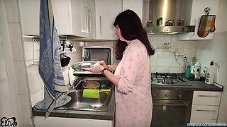PREGGIE does tit-banging in the kitchen after WASHING the dishes