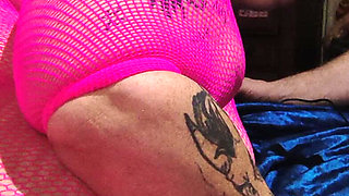 Pretty in Pink Fucking Machine Making Her 07ssy Stink