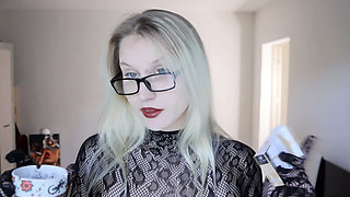 Ashtraygirl