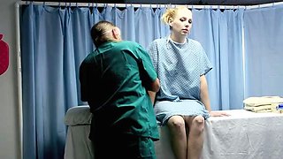Del visits her Doctor