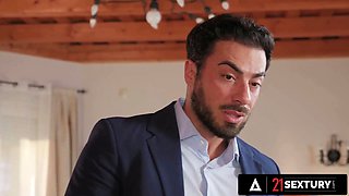 21 sextury - wifey Candie Luciani on all 4s gets Ass Fucked