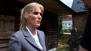 Dominatrix Annabelle [TheEquestrianLady] Myslavekicked