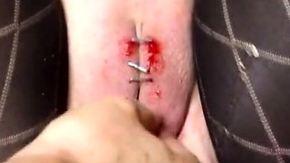 Pulled amateurs close up car sex