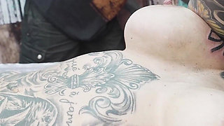 Big Boobed Tattoo Girl Gets Anal Fuck During a Tattoo Session - Gaping and ATM
