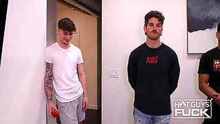 28yo Handsome Model Fucks Horny Milf