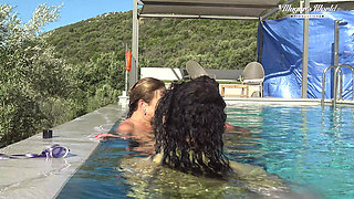 Behind the Scenes of All Natural MILF Julia North Underwater Soft in the Pool