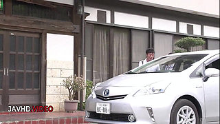 Fingering Seductive Asian Beauty Gets Blowjob Then Toys