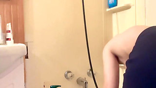 Hana Wash Her Hair on the Bathtub Small Tit so Nice