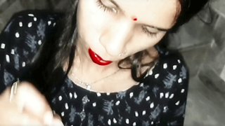 Desi girls and aunty getting wild in some steamy Indian action