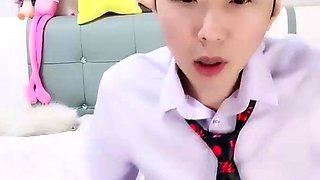 Big ass fetish ho toys her aching big ass hard