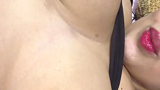 Mom bounces her big giant tits very delicious