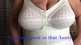 Vgq3 Aunty Sandra Getting Dressed