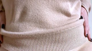 amateur raintree03 flashing ass on live webcam