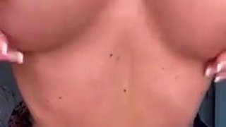 Lexi Knight - Cool Brit Primary College Lecturer