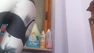 It so Sexy Vacuumin!