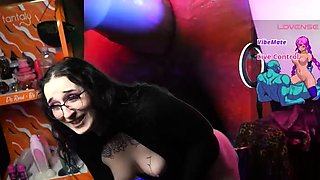 Solo hoe spreading ass and pussy after toying masturbation