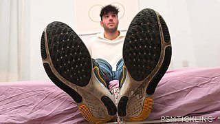 Femboy strokes back!