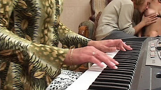 Teen Sex Virgin Hard