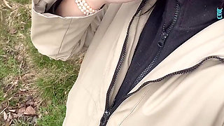 Go Outside Then Pissing Pussy Show up