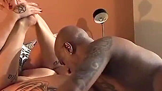 Negão Com Pênis BBC Destruiu a Buceta Grande Do Brasil