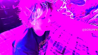 Pulled amateurs close up car sex