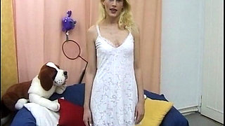 Amanda Feels Like It Today