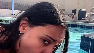 Hailey Rose Gives Blow And Titjob To Her BF BWC In Pool