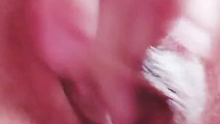 Would You Slap Your Huge Dick on It Please? Yvie Lowe - Pussy Slapping & Clit Play on Big Inner Lips (closeup / Solo)