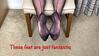 Mrs Mature Feet as the Big Elf