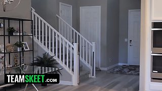 Kenna James\u2019 friends made a pact to get preggo at the same time so she has to get creampied today